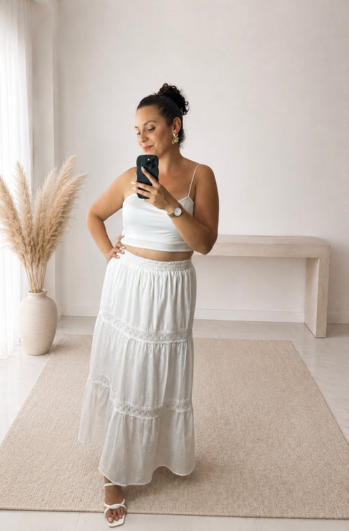Jupe Maïa blanche longue en coton à taille élastiquée et détails en dentelle